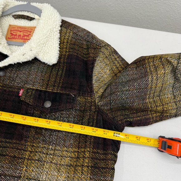Levis Plaid Type III Sherpa Lined Trucker Snap Button Jacket Mens size Large - Picture 8 of 9